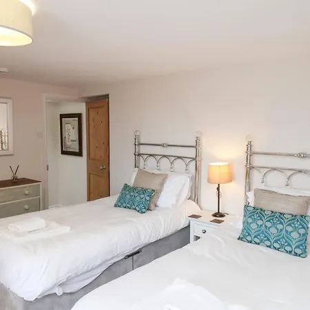 20a St Hilda's Whitby